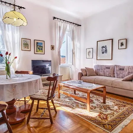 Apartment 2441