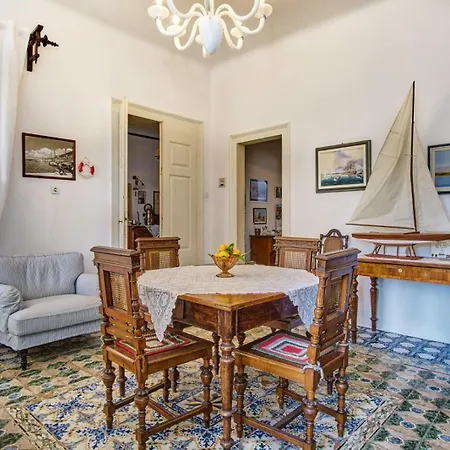 2441 Mali Lošinj