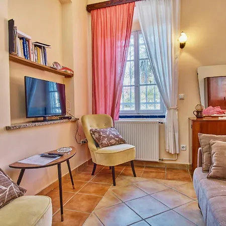 Apartment 2441 *